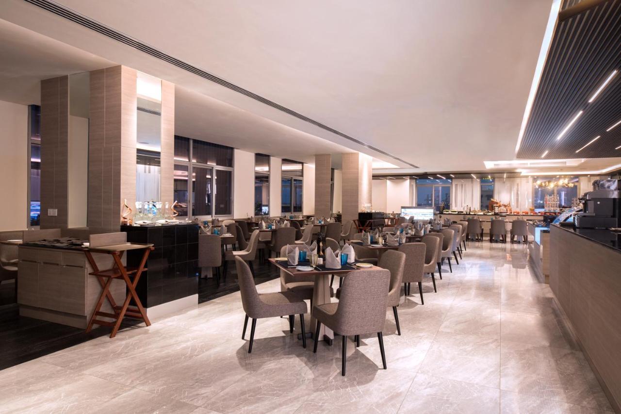 יאנגון Zealax Hotel & Residence מראה חיצוני תמונה